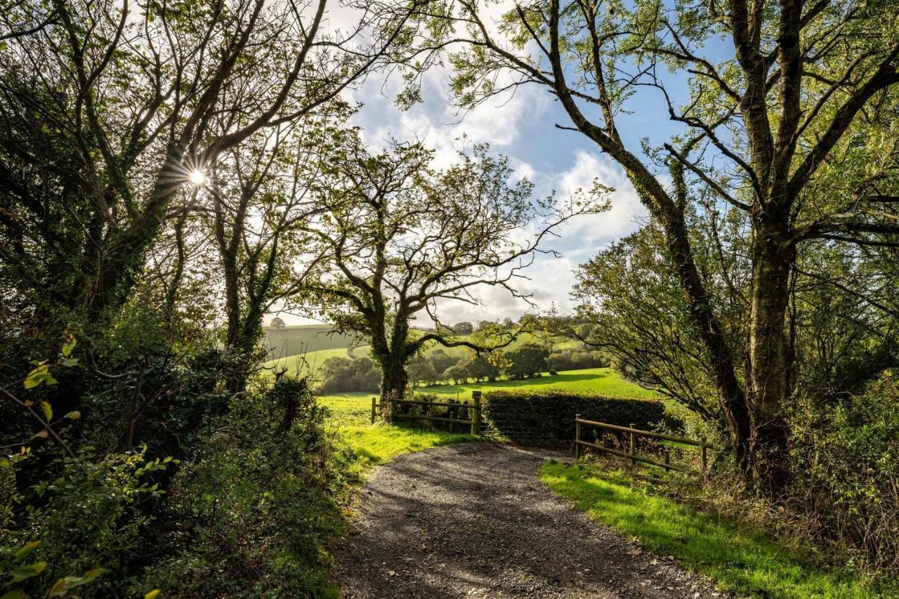 The Stables - Charming 15Th-Century Rural Bolthole Apartamento Newton Abbot Exterior foto